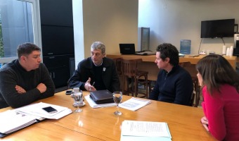 El Intendente viaj a La Plata para avanzar con las obras en Educacin