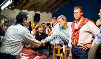 Organizando la fiesta del 25 de Mayo