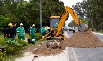 Obra de agua corriente en el barrio Los Galgos