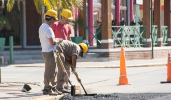 MS OBRAS DE ASFALTADO Y EQUIPAMIENTOS DE MEJORA DEL ESPACIO PBLICO EN EL SUR