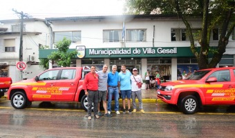 ESTA TEMPORADA LA MUNICIPALIDAD CUENTA CON 3 CAMIONETAS 4X4 PARA SEGURIDAD EN PLAYA