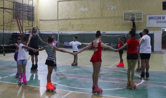 CLNICA DE PATN EN EL POLIDEPORTIVO MUNICIPAL