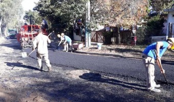 Avanza la obra de asfalto en Monte Rincn.