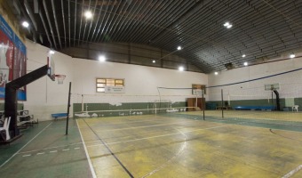 CONTINAN LAS REFACCIONES EN EL POLIDEPORTIVO