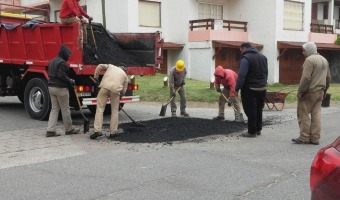 SEGUIMOS AVANZANDO EN MEJORAR LAS CALLES DE VILLA GESELL