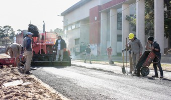 SE LLEV A CABO LA LICITACIN PBLICA POR ASFALTADO HACIA LA ESCUELA 4