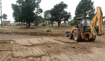 LA DIRECCIN DE CORRALN TRABAJA EN LA LIMPIEZA DE RESERVORIOS