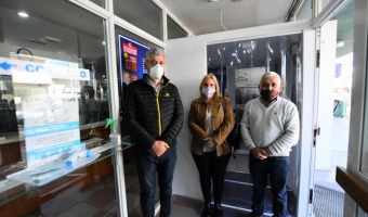 SE INSTAL UNA NUEVA CABINA SANITIZANTE EN LA MUNICIPALIDAD