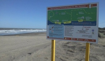 Guardaparques en Jornadas sobre Conservacin de Ambientes y Patrimonio Costero