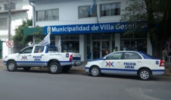 Llegaron los mviles de la polica local