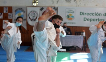 SE REALIZ UN SEMINARIO Y UN EXAMEN DE CINTURONES DE TANG SOO DO