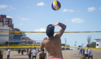 TORNEO DE BEACH VOLEY CON GRAN PARTICIPACIN EN LA PLAYA DEPORTIVA