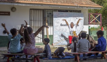 GESELL PARA NIOS EN LAS COLONIAS DE VERANO DE DESARROLLO DE LA COMUNIDAD