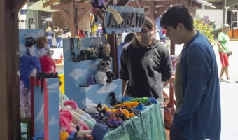 ENTRE EMPRENDEDORES Y ARTESANOS, SE CELEBR LA SEGUNDA FERIA COMUNITARIA DE ALIMENTOS