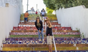 VISIT LA ESCALERA DE MOSAICOS DE VILLA GESELL