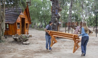 CONTINAN LOS PREPARATIVOS PARA PASCUAS EN EL BOSQUE