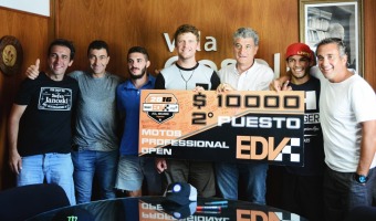 Barrera recibi a los pilotos del Enduro