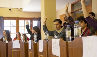 CONVOCATORIA A ESTUDIANTES PARA PARTICIPAR EN EL HONORABLE CONCEJO DE DELIBERANTE JOVEN