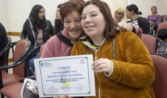 ENTREGA DE CERTIFICADOS DE EGRESADOS DEL CURSO DE FORMACIN LABORAL