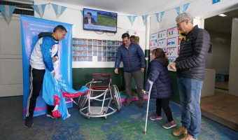 ENTREGA DE SILLA DE RUEDAS DEPORTIVA PARA BASQUET