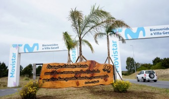 SE REUTILIZAN LAS PALMERAS DE LA FIESTA DE LA DIVERSIDAD CULTURAL PARA EMBELLECER VILLA GESELL