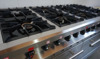 LA ESCUELA PRIMARIA 4 RECIBE EQUIPAMIENTO INDUSTRIAL