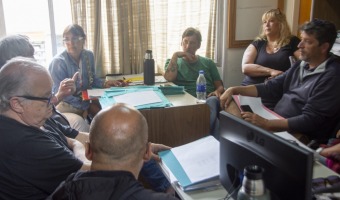 EL EQUIPO DE FUNCIONARIOS DE SERVICIOS PBLICOS COORDINA ACCIONES PARA LA TEMPORADA