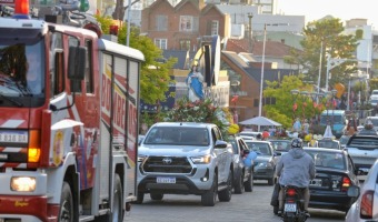 PROCESIN DE LA VIRGEN POR LOS BARRIOS DE VILLA GESELL