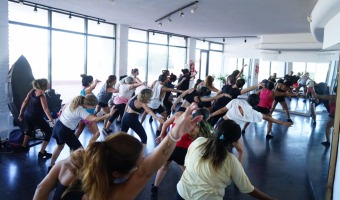 DANZA JAZZ EN EL PIPACH: DISFRUT DEL SWING FRENTE AL MAR