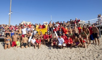 HOMENAJE A LOS GUARDAVIDAS GESELINOS EN SU DA