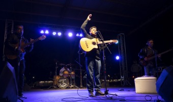 LA PLAZA PRIMERA JUNTA VIBR AL RITMO DEL FOLKLORE EN HOMENAJE A CUPAIOLO