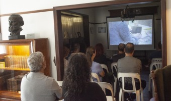 DOBLE FUNCI�N DE �CARLOS GESELL, MI PADRE� DE MARINA ZEISING, EN EL CHALET DE DON CARLOS