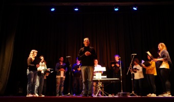 ENCUENTROS CORALES: MUJERES DE MAR Y ENCLAVE DE SOL EN EL TEATRO MUNICIPAL