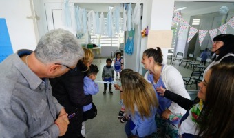 CON GRAN ALEGRA, EL JARDN 907 INAUGUR LA SALA DE 2 Y 3 AOS