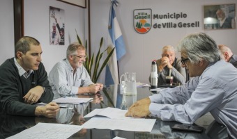 IMPORTANTE REUNIN CON ABSA PARA INICIAR LA OBRA DE CLOACAS EN LA CARMENCITA