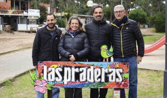 PLAZA CULTURA: COMO CIERRE DE LA PRIMERA JORNADA SE INSTAL UN NUEVO CARTEL EN LAS PRADERAS