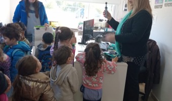 NIÑOS Y NIÑAS DEL JARDÍN 903 HICIERON UNA RECORRIDA POR EL CAPS SUR