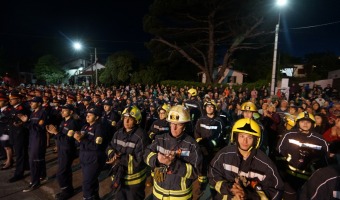 EMOTIVO ACTO POR EL 55 ANIVERSARIO DE LOS BOMBEROS VOLUNTARIOS DE VILLA GESELL