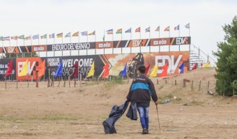 OPERATIVO DE LIMPIEZA EN MARCHA EN EL PREDIO DEL ENDURO DEL VERANO