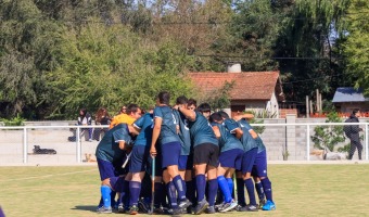 La Primera masculina de hockey del Polideportivo Municipal: Invictos y con puntaje ideal!