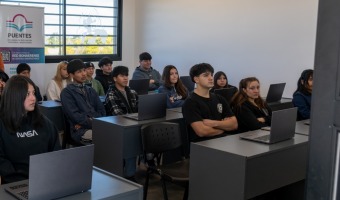 ESTUDIANTES DE LA ESCUELA TCNICA N1 VISITARON EL CENTRO DE INNOVACIN TECNOLGICA