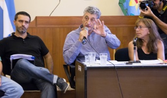 El intendente y su equipo respondieron  en la Casa del Pueblo