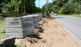 Comienza la obra de la nueva senda peatonal en Paseo 139