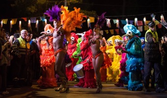 MULTITUDINARIA TERCERA NOCHE DE CARNAVAL