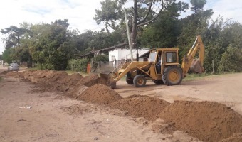 AVANZA LA INSTALACIN DE LA RED CLOACAL