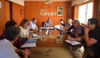 Compromiso por la educacin que incluye a ms de 5.000 geselinos