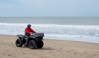LA DIRECCIN DE SEGURIDAD EN PLAYA CONTINA PATRULLANDO LA ZONA COSTERA Y TRABAJANDO EN LA CONFECCIN DE MANGRULLOS MVILES