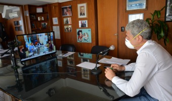 EL INTENDENTE PARTICIP DE LA PRESENTACIN DE LA ESCUELA DE ECONOMA Y DESARROLLO LOCAL
