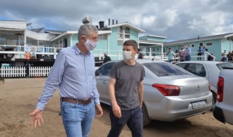 VISITA DEL MINISTRO DE PRODUCCIN, CIENCIA E INNOVACIN TECNOLGICA DE LA PROVINCIA
