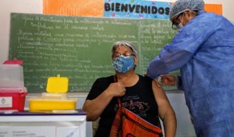 INICI LA CAMPAA DE VACUNACIN EN LA ESCUELA N 2